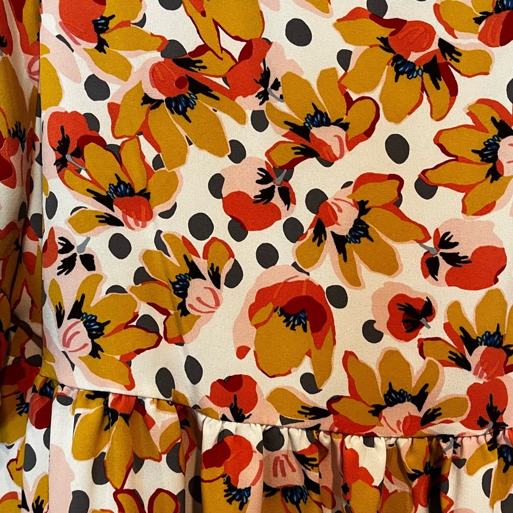 Floral Ruffle Blouse - Picture 7 of 7